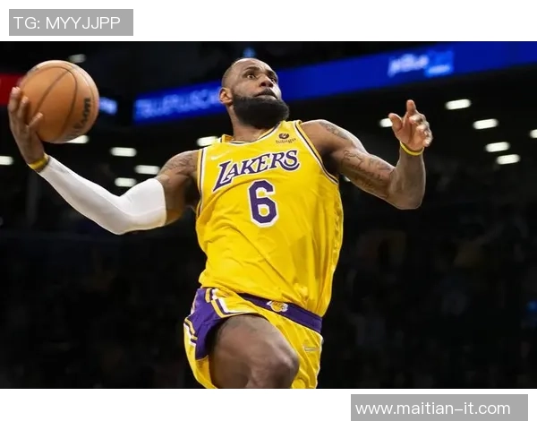 湖人对阵篮网比赛数据分析及精彩瞬间回顾